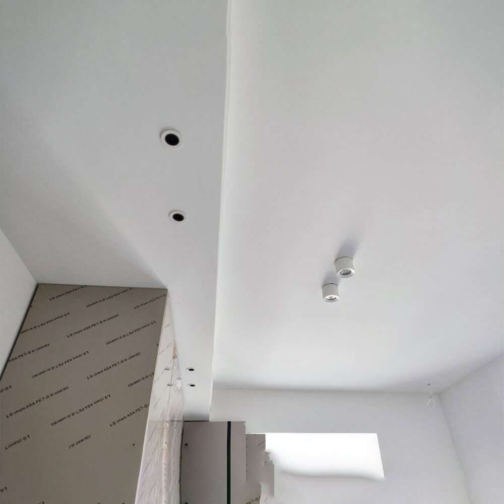 downlights de superfície comparados com downlights embutidos
